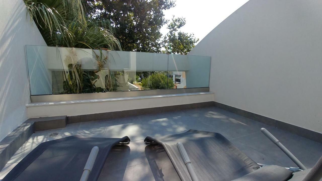 Opensky Lux Apartment Kallithea  Exterior photo
